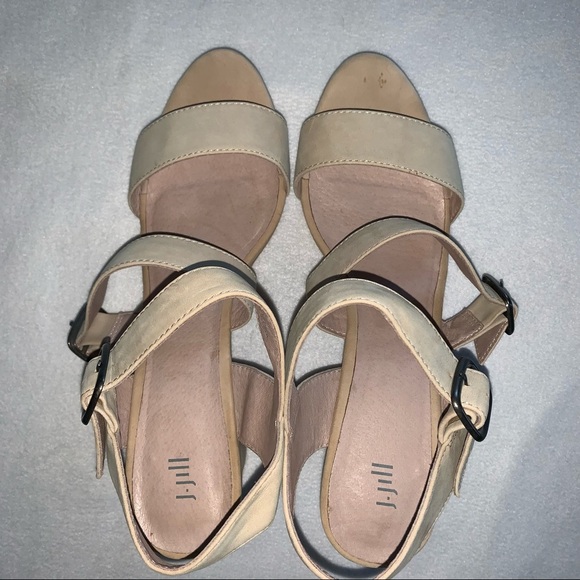 J.Jill Double Buckle Sandal Stone Size 11. - Picture 5 of 7